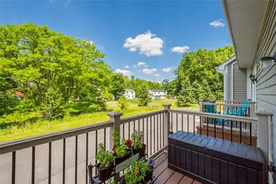 197 Old Village Ln, Bethel Park, PA 15102 - Photo 17