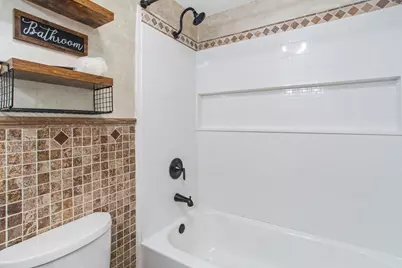 40 Moraine Rd, Pittsburgh, PA 15239 - Photo 21