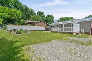 40 Moraine Rd, Pittsburgh, PA 15239 - Photo 39