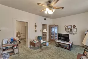 718 McKean Ave, Donora, PA 15033 - Photo 25