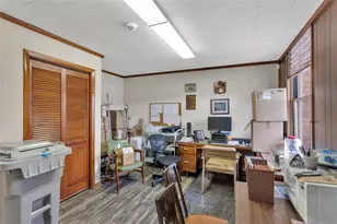 718 McKean Ave, Donora, PA 15033 - Photo 15