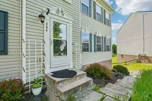 304 Maplewood Ln, Imperial, PA 15126 - Photo 5