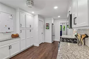 223 Chestnut St, Pittsburgh, PA 15218 - Photo 15