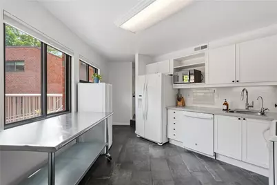 5545 Forbes Ave #G, Pittsburgh, PA 15217 - Photo 19