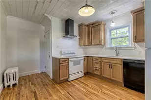 210 Tremont Ave, Greensburg, PA 15601 - Photo 11