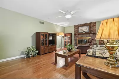 864 Eisenhower Dr, Pittsburgh, PA 15228 - Photo 11