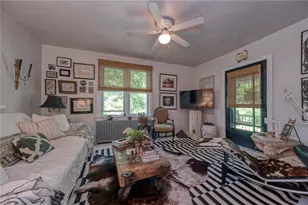 1005 Middle Rd, Pittsburgh, PA 15116 - Photo 11