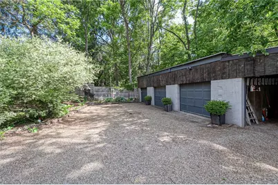 1005 Middle Road, Pittsburgh, PA 15116 - Photo 5