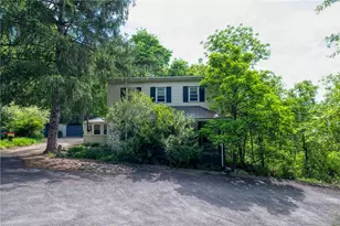 1005 Middle Rd, Pittsburgh, PA 15116 - Photo 1