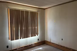 936 Meadow Ave, Charleroi Boro, PA 15022 - Photo 3