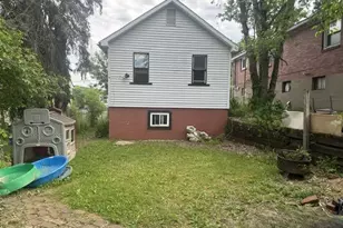 209 Penn Ave, Twp of But SW, PA 16045 - Photo 25