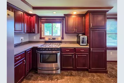 111 Jefferson Dr, Clairton, PA 15025 - Photo 9