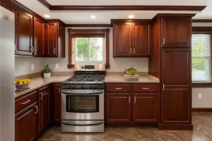 111 Jefferson Dr, Clairton, PA 15025 - Photo 9