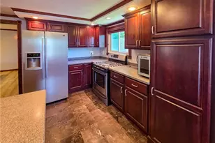 111 Jefferson Dr, Clairton, PA 15025 - Photo 11