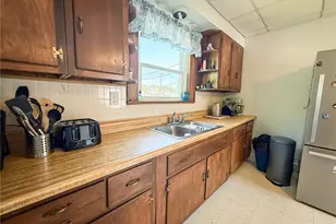 408 W Diamond St, Butler, PA 16001 - Photo 15