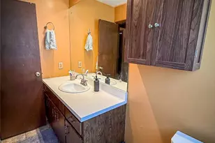 408 W Diamond St, Butler, PA 16001 - Photo 31