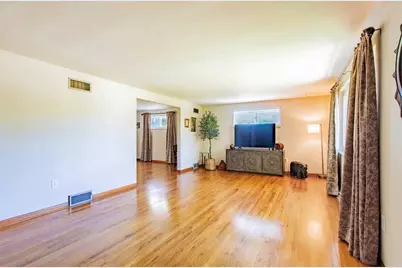 215 Fisher Rd, Saxonburg Boro, PA 16056 - Photo 7