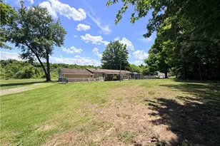 116 E Millsboro Rd, Luzerne Township, PA 15433 - Photo 7