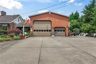 2102 Darlington Rd, Chippewa Township, PA 15010 - Photo 3