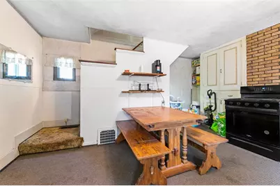 303 N 5th St, Youngwood, PA 15697 - Photo 9