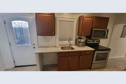 605 Farragut Street #First Floor, Pittsburgh, PA 15209 - Photo 7