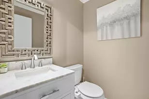704 Carla Dr, Pittsburgh, PA 15238 - Photo 11