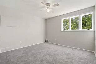 1336 Blue Jay Dr, Scott Township, PA 15243 - Photo 27