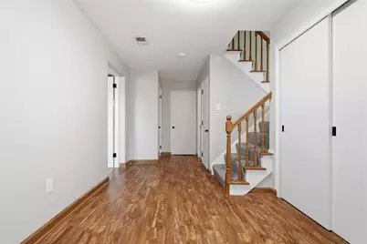 1336 Blue Jay Dr, Scott Township, PA 15243 - Photo 3