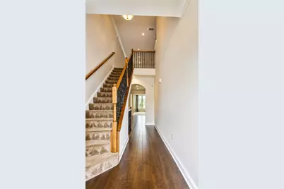 2516 Adele Ct, Pittsburgh, PA 15143 - Photo 5