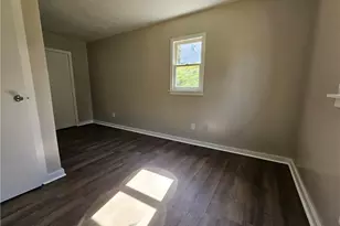 147 Lea St, Munhall, PA 15120 - Photo 11