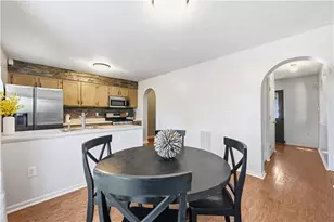 711 Es Farms Dr, Cranberry Township, PA 16066 - Photo 7