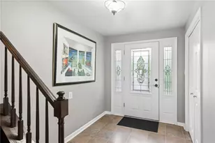 4044 Briarwood Dr, Hempfield Township, PA 15644 - Photo 3