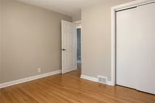 111 N Cascade St, New Castle, PA 16101 - Photo 5