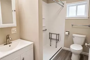111 N Cascade St, New Castle, PA 16101 - Photo 7