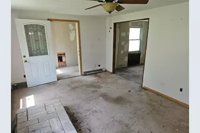 725 East Dr, Clairton, PA 15025 - Photo 11