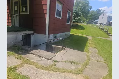 725 East Dr, Clairton, PA 15025 - Photo 5