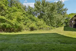 4073 Sanlin Dr, Moon/Crescent Twp, PA 15108 - Photo 21
