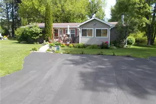 1884 Lillian Ave, Pittsburgh, PA 16424 - Photo 3