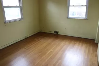 825 Liberty St, Duquesne, PA 15110 - Photo 11