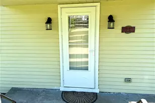 26 Lavonne Ave, North Charleroi, PA 15022 - Photo 3