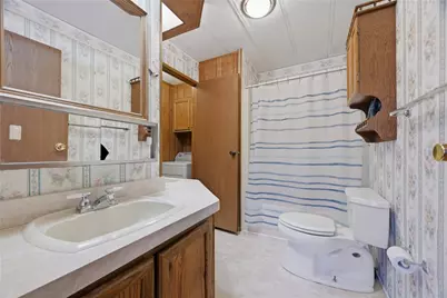 1515 Lee Ln, Grove City Boro, PA 16127 - Photo 7