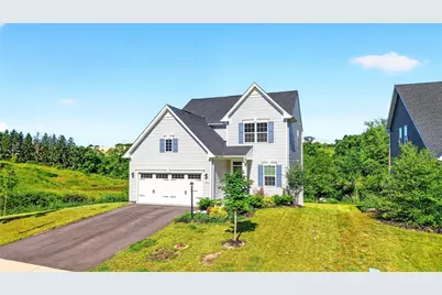 6 Dana Dr, Findlay Township, PA 15108 - Photo 1