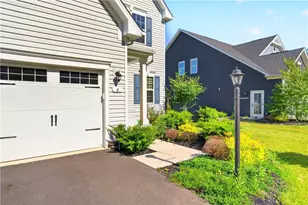 6 Dana Dr, Findlay Township, PA 15108 - Photo 3