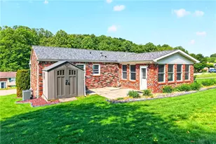 625 Stamford Dr, Hempfield Township, PA 15601 - Photo 27