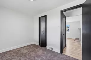 1653 Durbin St, Pittsburgh, PA 15205 - Photo 11