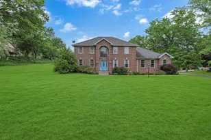 33 St Andrews Dr, Patterson Township, PA 15010 - Photo 1