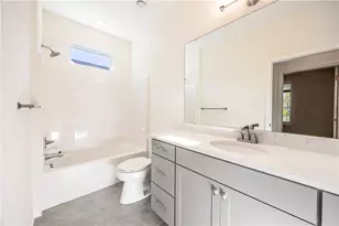 103 Bridle Ln, Chartiers, PA 15301 - Photo 7