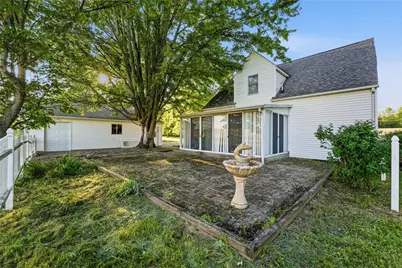 306 Drake Rd, East Lackawannock Township, PA 16137 - Photo 23