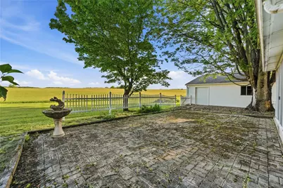 306 Drake Rd, East Lackawannock Township, PA 16137 - Photo 25