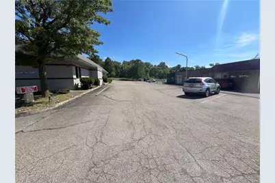 1910 E State St, Hermitage, PA 16148 - Photo 5